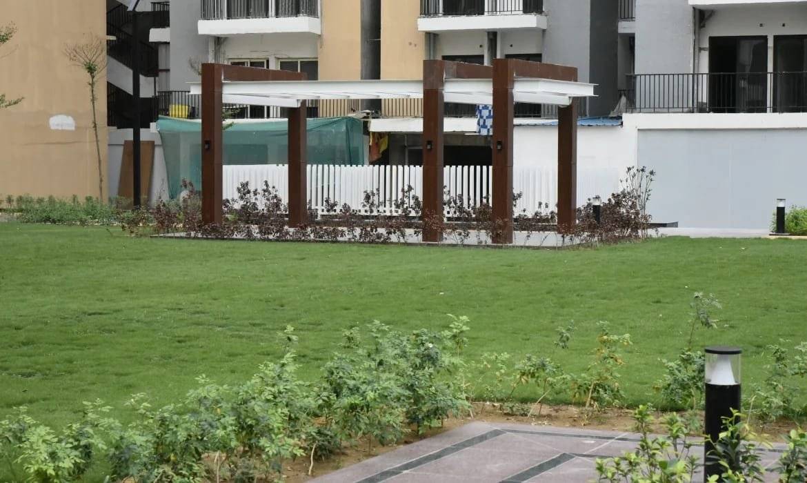 Panchsheel Greens II — photo 2